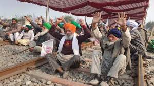 पंजाब में किसानों का 'रेल रोको' आंदोलन तीसरे दिन भी जारी, ट्रेन की आवाजाही प्रभावित