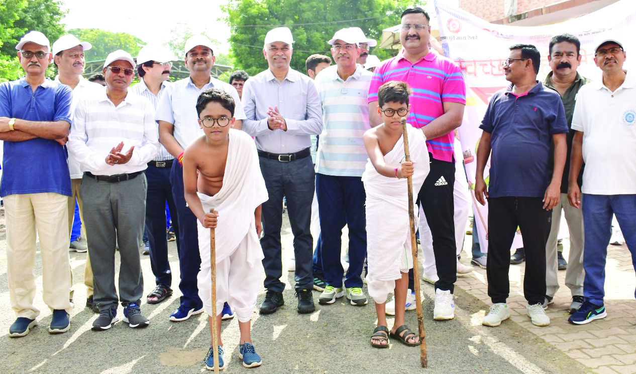 दपूमरे में गांधी जयंती पर विभिन्न कार्यक्रम