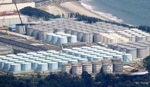 फुकुशिमा बिजली संयंत्र से प्रशांत महासागर में अपशिष्ट जल छोड़ रहा जापान