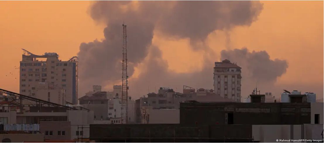 भारत ने कहा इस्राएल में फंसे नागरिकों को सुरक्षित लाएंगे