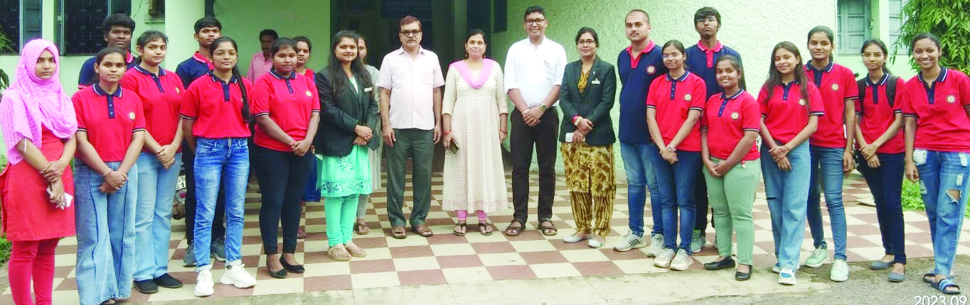 मैक का पीआरएसएसयू शैक्षणिक भ्रमण 