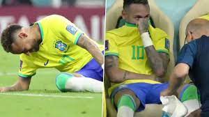 ब्राजील के क्वालीफाइंग मैच में घुटने की चोट के बाद रोते हुए बाहर गए नेमार
