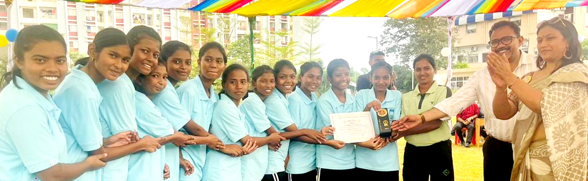 कलिंगा विश्वविद्यालय विज्ञान प्रदर्शनी में कांगेर वैली छात्राओं ने लहराया परचम