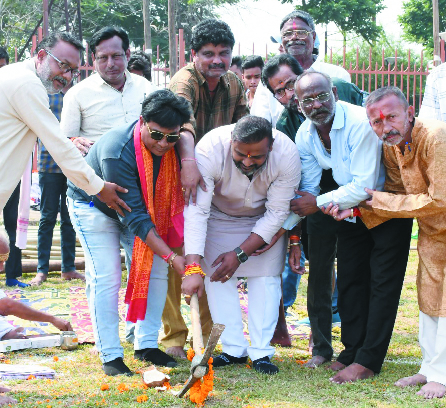 बूढ़ापारा दशहरा उत्सव समिति भूमिपूजन संपन्न
