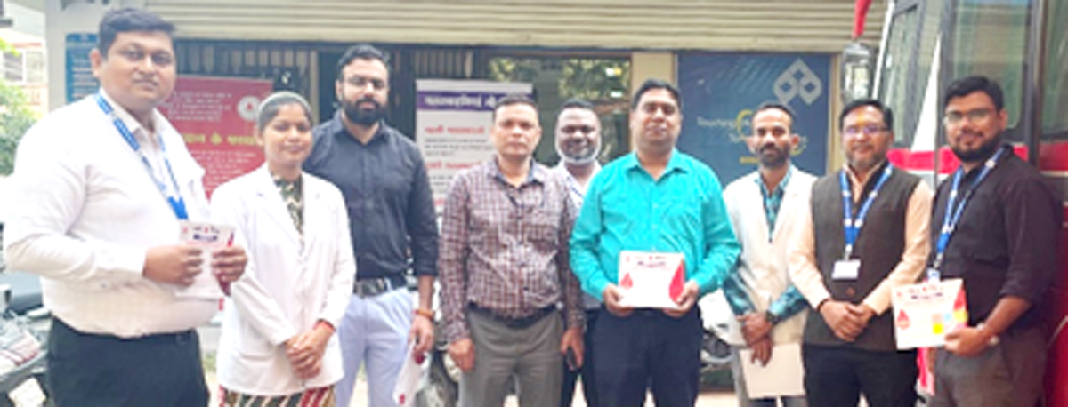 इण्डियन ओवरसीज़ बैंक द्वारा बढ़-चढक़र रक्तदान