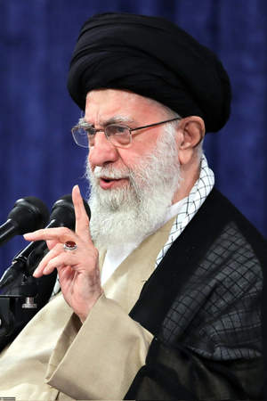 अमेरिकी समर्थन के बिना इजराइल चुप हो जाएगा : खामेनेई