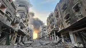 इजराइली विमानों ने गाजा के शरणार्थी शिविर पर हमला किया, 33 लोगों की मौत