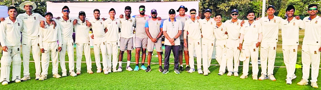 हैदराबाद अंडर-19 ने पांच  विकेट पर बनाए 284 रन 