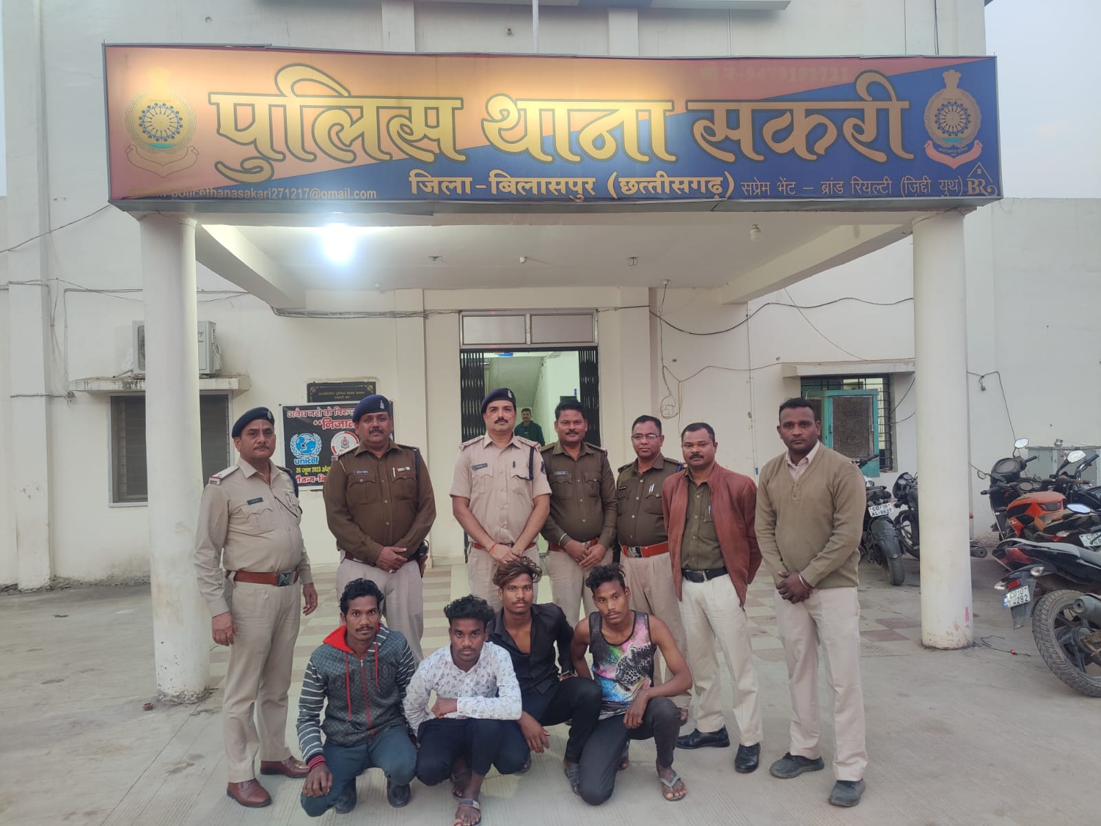 पिता की जमीन में हिस्सा न मिलने पर सौतेले भाई की अगवा कर हत्या की, लाश तालाब में फेंकी