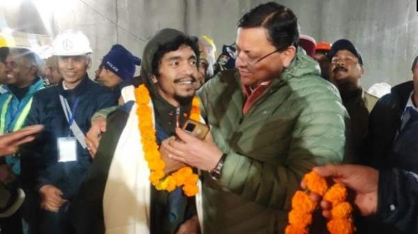 ‘छत्तीसगढ़’ का संपादकीय : सुरंग से निकले तो हैं मजदूर, एक सबक भी साथ निकला 