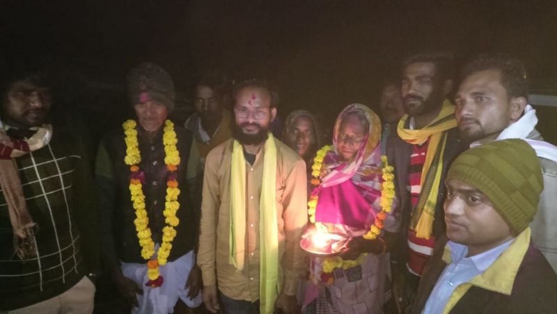 मध्यप्रदेश : कमलेश्वर डोडियार के वेटर  से विधायक बनने तक का सफर