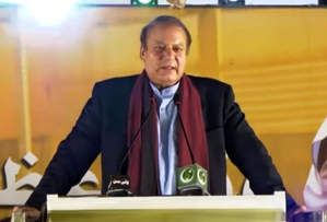 नवाज शरीफ ने पाकिस्तान की दुर्दशा के लिए सेना के हस्तक्षेप को जिम्मेदार ठहराया, बोले : 'अपने पैरों पर कुल्हाड़ी मार ली'