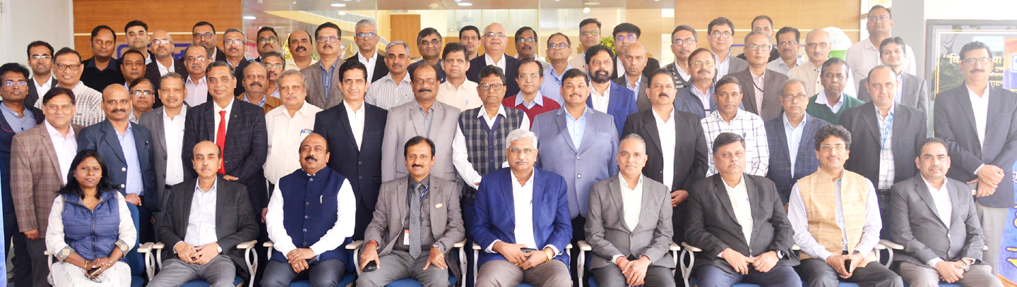 एनटीपीसी उत्कृष्टता-विकास के लिए पदाधिकारियों  का महत्व रेखांकित, ओ एंड एम प्रमुखों की बैठक