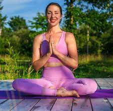 आत्मविश्वास कैसे बना सकता है आपको शारीरिक और मानसिक रूप से मजबूत