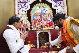 अयोध्या में राम मंदिर प्राण प्रतिष्ठा समारोह के मौके पर मप्र के मुख्यमंत्री मोहन यादव ने की ओरछा के मंदिर में पूजा अयोध्या में राम मंदिर प्राण प्रतिष्ठा समारोह के मौके पर मप्र के मुख्यमंत्री मोहन यादव ने की ओरछा के मंदिर में पूजा