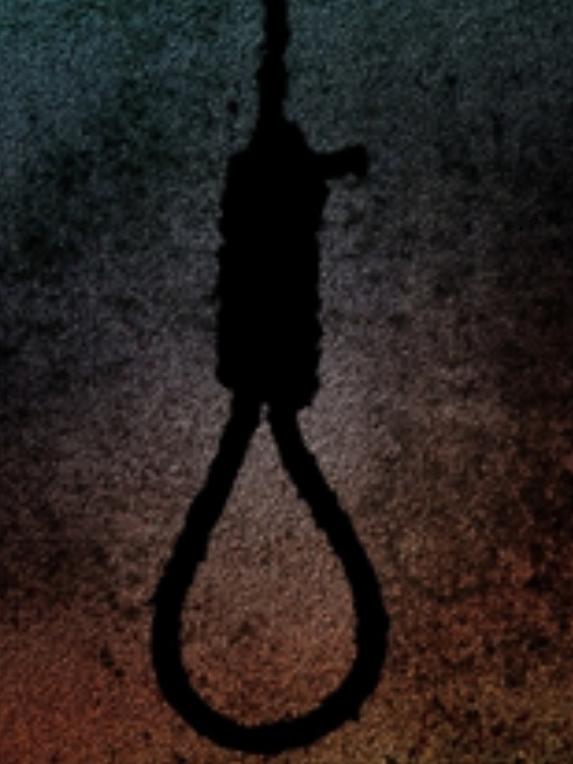 यूपी के बदायूं में फंदे से लटकता मिला महिला जज का शव यूपी के बदायूं में फंदे से लटकता मिला महिला जज का शव