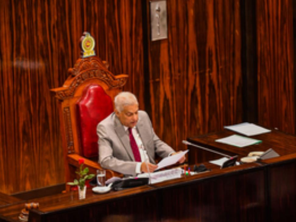 अर्थव्यवस्था को पटरी पर लाने के लिए श्रीलंका भारत के साथ एफटीए बढ़ाएगा अर्थव्यवस्था को पटरी पर लाने के लिए श्रीलंका भारत के साथ एफटीए बढ़ाएगा