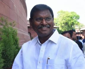 सरकार किसानों के हितों की रक्षा के लिए प्रतिबद्ध : अर्जुन मुंडा सरकार किसानों के हितों की रक्षा के लिए प्रतिबद्ध : अर्जुन मुंडा