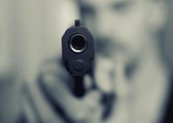 बिहार : होटल का करना था उद्घाटन, अपराधियों ने कर दी पिता, पुत्र की हत्या बिहार : होटल का करना था उद्घाटन, अपराधियों ने कर दी पिता, पुत्र की हत्या