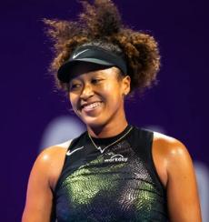 ओसाका ने मार्टिक को हराया; सुरेन्को ने जाबौर को अपसेट किया