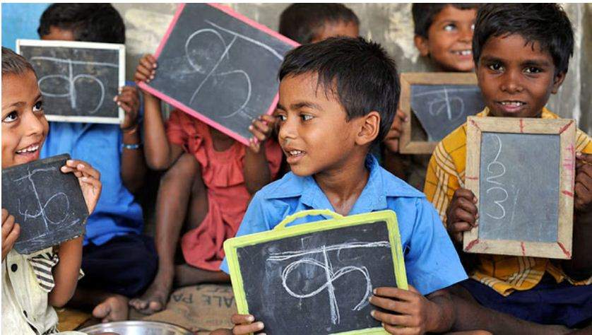‘छत्तीसगढ़’ का  संपादकीय : गरीबों की जिम्मेदारी से पीछा छुड़ातीं सरकारें...