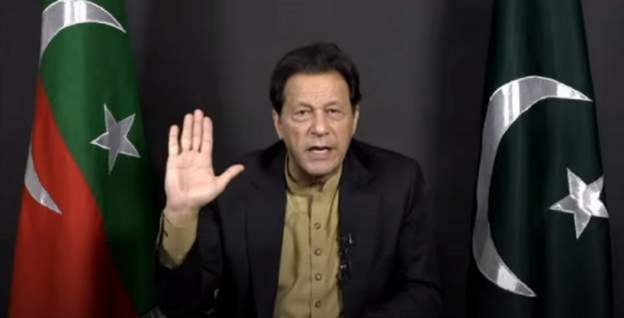 पाकिस्तान : इमरान खान की पार्टी ने चुनाव में धांधली के खिलाफ विरोध प्रदर्शन शुरू किया पाकिस्तान : इमरान खान की पार्टी ने चुनाव में धांधली के खिलाफ विरोध प्रदर्शन शुरू किया