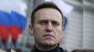 रूसी प्रशासन ने एलेक्सी नवेलनी की मौत के एक हफ़्ते बाद मां को सौंपा शव