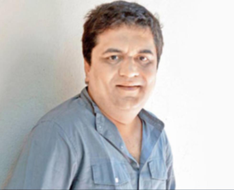 मेरा सब कुछ थिएटर के कारण है: गीतकार स्वानंद किरकिरे मेरा सब कुछ थिएटर के कारण है: गीतकार स्वानंद किरकिरे
