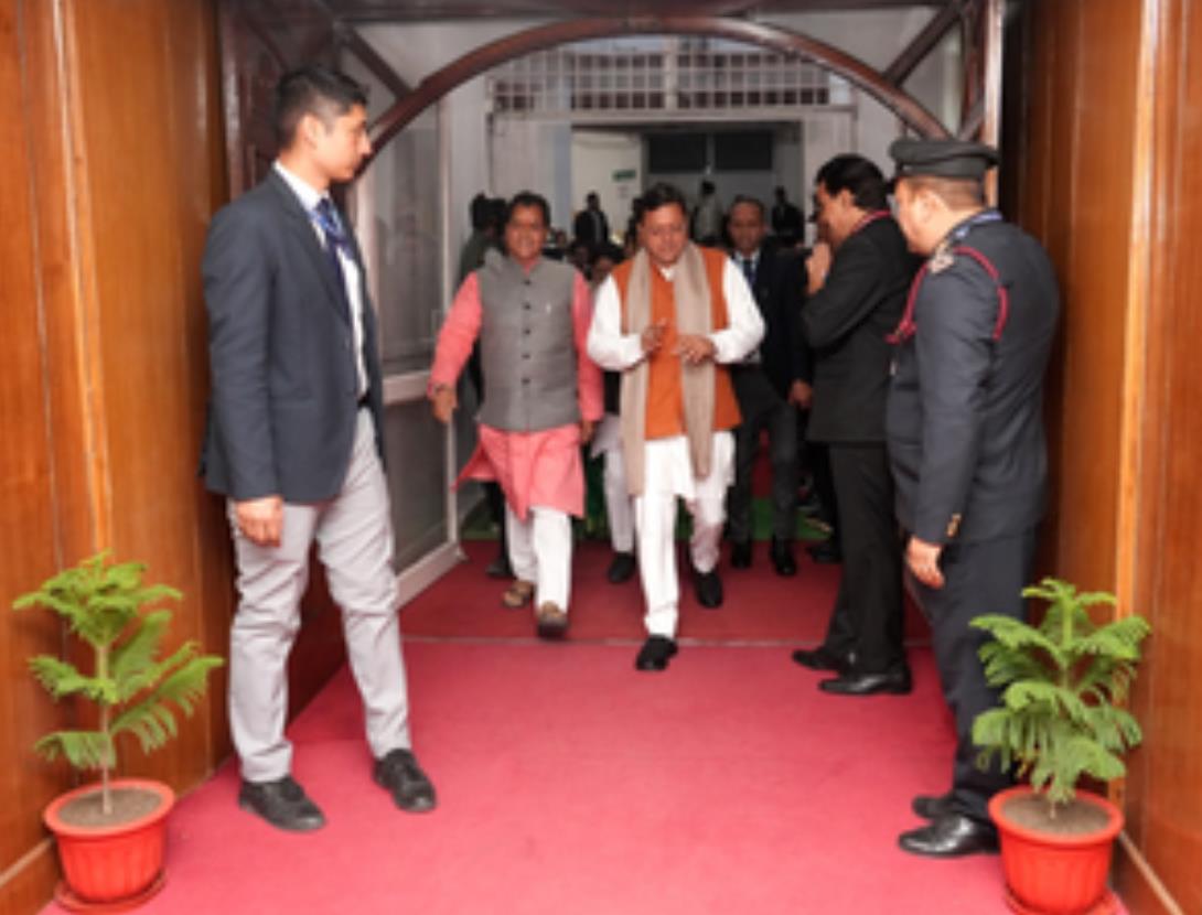धामी सरकार ने पेश किया 89,230 करोड़ का बजट, उत्तराखंड को सबसे अग्रणी राज्यों में शामिल कराने का लक्ष्य धामी सरकार ने पेश किया 89,230 करोड़ का बजट, उत्तराखंड को सबसे अग्रणी राज्यों में शामिल कराने का लक्ष्य