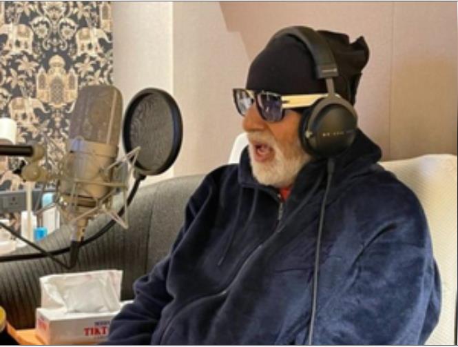बिग बी ने आईएसपीएल टीम के गाने को तैयार करने में लगाया पूरा दिन बिग बी ने आईएसपीएल टीम के गाने को तैयार करने में लगाया पूरा दिन