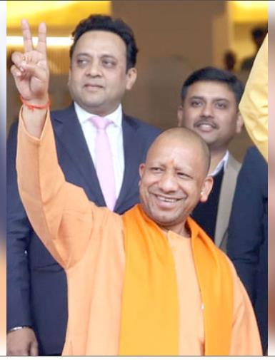 एलपीजी सिंलेंडर पर 100 रुपए की छूट पर सीएम योगी ने पीएम मोदी का जताया आभार