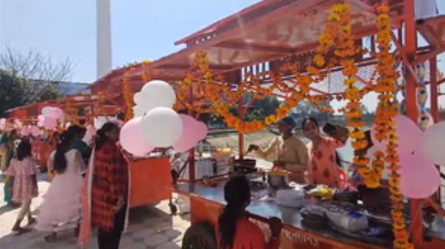 महिला दिवस : आत्मनिर्भर बन रहीं स्वयं-सहायता समूह वाली दीदी, बाराबंकी के जेब्रा पार्क में चलाएंगी फूड कोर्ट