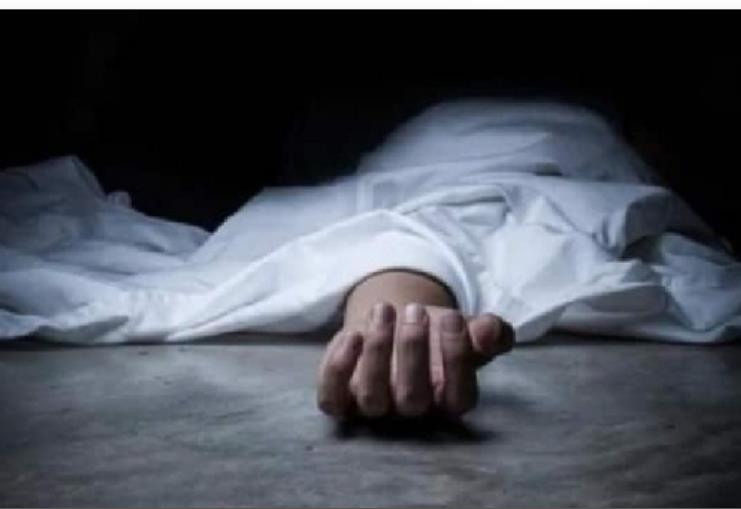 यूपी के महोबा में पहाड़ ब्लास्ट में चार की मौत यूपी के महोबा में पहाड़ ब्लास्ट में चार की मौत