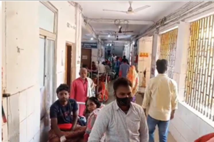 बिहार में सड़क हादसे में 9 लोगों की मौत, 25 से अधिक घायल बिहार में सड़क हादसे में 9 लोगों की मौत, 25 से अधिक घायल