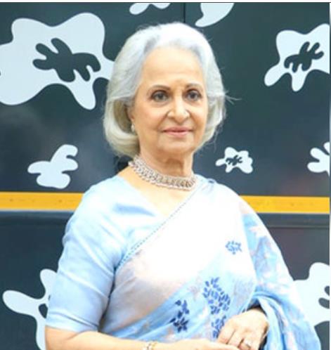 एक्ट्रेस वहीदा रहमान ने अपनी फिल्मों से जुड़ी यादगार चीजें की डोनेट एक्ट्रेस वहीदा रहमान ने अपनी फिल्मों से जुड़ी यादगार चीजें की डोनेट