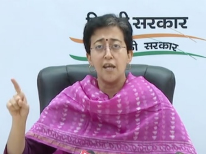 आतिशी ने कहा, ईडी की हिरासत के बावजूद केजरीवाल खुद से ज्यादा लोगों को प्राथमिकता देते हैं आतिशी ने कहा, ईडी की हिरासत के बावजूद केजरीवाल खुद से ज्यादा लोगों को प्राथमिकता देते हैं