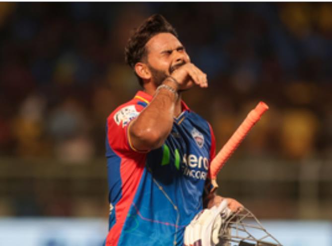 स्लो ओवर रेट के लिए ऋषभ पंत पर लगा 12 लाख रुपए का जुर्माना