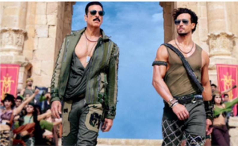 जबरदस्त ओपनिंग के साथ पूजा एंटरटेनमेंट की 'बड़े मियां छोटे मियां' की हो रही एडवांस बुकिंग जबरदस्त ओपनिंग के साथ पूजा एंटरटेनमेंट की 'बड़े मियां छोटे मियां' की हो रही एडवांस बुकिंग