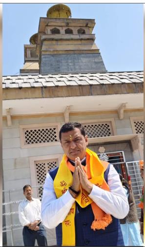 भाजपा प्रत्याशी अनिल बलूनी ने बड़ियारगढ़ में भगवान घंटाकर्ण देवता का लिया आशीर्वाद भाजपा प्रत्याशी अनिल बलूनी ने बड़ियारगढ़ में भगवान घंटाकर्ण देवता का लिया आशीर्वाद