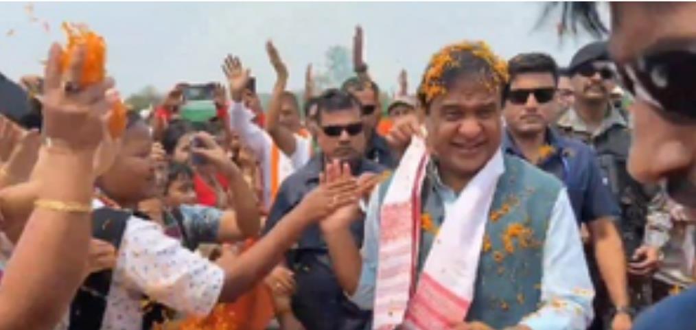 डिब्रूगढ़ पहुंचे सीएम हिमंता ने कहा, विश्व के शीर्ष राष्ट्रों की सूची में शुमार होगा भारत