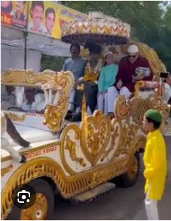 इंदौर में ईद की अनूठी रिवायत : शहर काजी को बग्घी से ईदगाह ले जाता है हिंदू परिवार