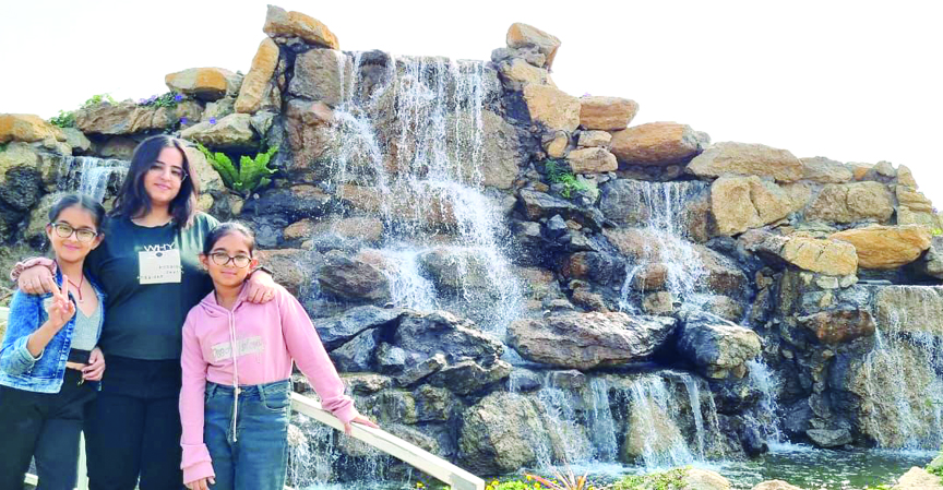 सृष्टि इम्पीरिया में 20 फीट के मनोरम झरने से वेलकम सृष्टि इम्पीरिया में 20 फीट के मनोरम झरने से वेलकम