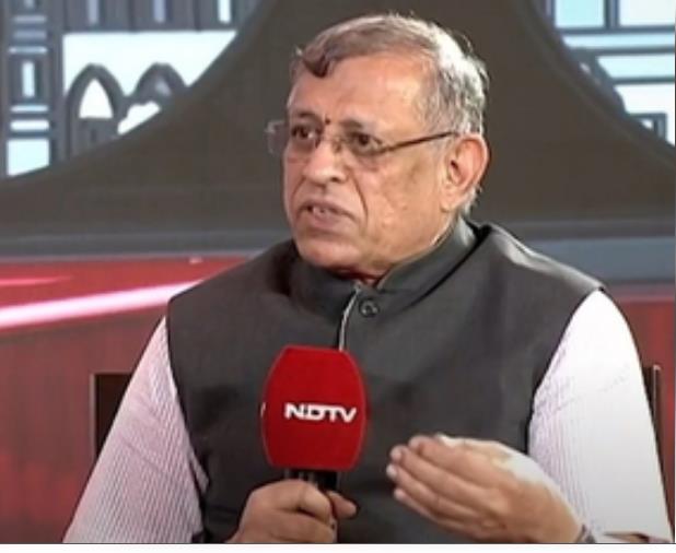 मशहूर विचारक एस गुरुमूर्ति ने बताया, '2024 का लोकसभा चुनाव क्यों है दुनिया के लिए महत्वपूर्ण?' मशहूर विचारक एस गुरुमूर्ति ने बताया, '2024 का लोकसभा चुनाव क्यों है दुनिया के लिए महत्वपूर्ण?'