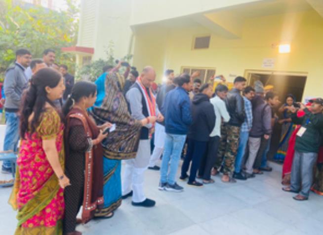 यूपी में चुनाव के दौरान हेलीकॉप्टर और एयर एंबुलेंस के रहेंगे इंतजाम