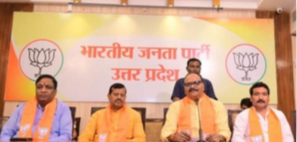 सनातनियों का विरोध करना इंडी गठबंधन के नेताओं की सोची समझी नीति : ब्रजेश पाठक