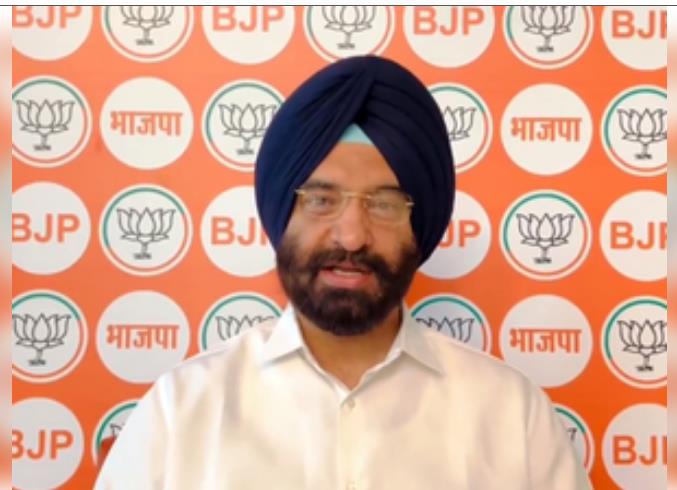 अरविंद केजरीवाल एक हार्डकोर अपराधी की तरह जेल से बाहर आने के तरीके ढूंढ रहे हैं : भाजपा अरविंद केजरीवाल एक हार्डकोर अपराधी की तरह जेल से बाहर आने के तरीके ढूंढ रहे हैं : भाजपा