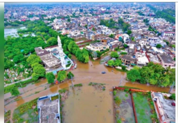 पाकिस्तान में बारिश का कहर, 87 लोगों की मौत, 80 से ज्यादा घायल