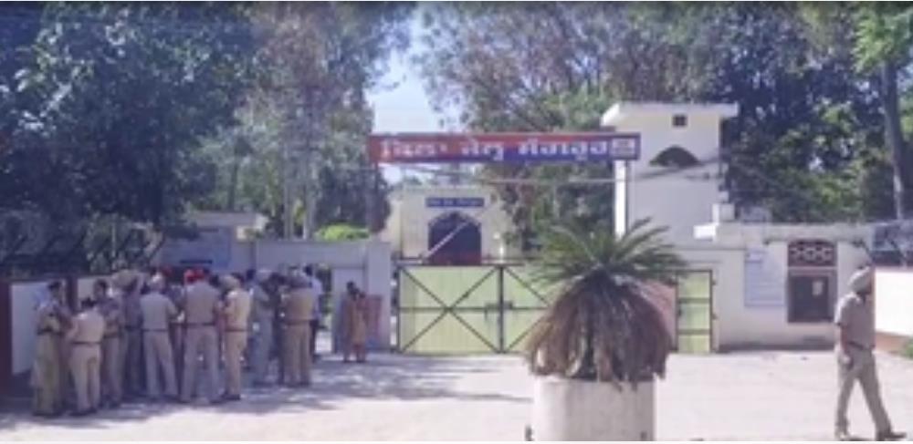 पंजाब के संगरूर जेल में झड़प गैंगवार नहीं : डीआईजी पंजाब के संगरूर जेल में झड़प गैंगवार नहीं : डीआईजी