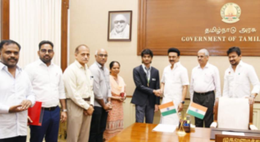 तमिलनाडु सीएम स्टालिन ने ग्रैंडमास्टर डी गुकेश को दी बधाई तमिलनाडु सीएम स्टालिन ने ग्रैंडमास्टर डी गुकेश को दी बधाई