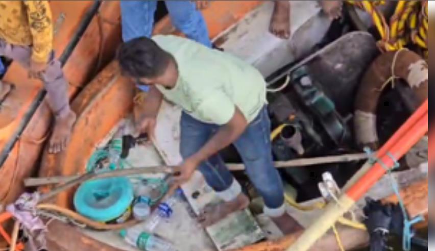 सलमान खान के घर के बाहर हुए फायरिंग मामले में मुंबई क्राइम ब्रांच ने बरामद की बंदूक और मैगजीन सलमान खान के घर के बाहर हुए फायरिंग मामले में मुंबई क्राइम ब्रांच ने बरामद की बंदूक और मैगजीन